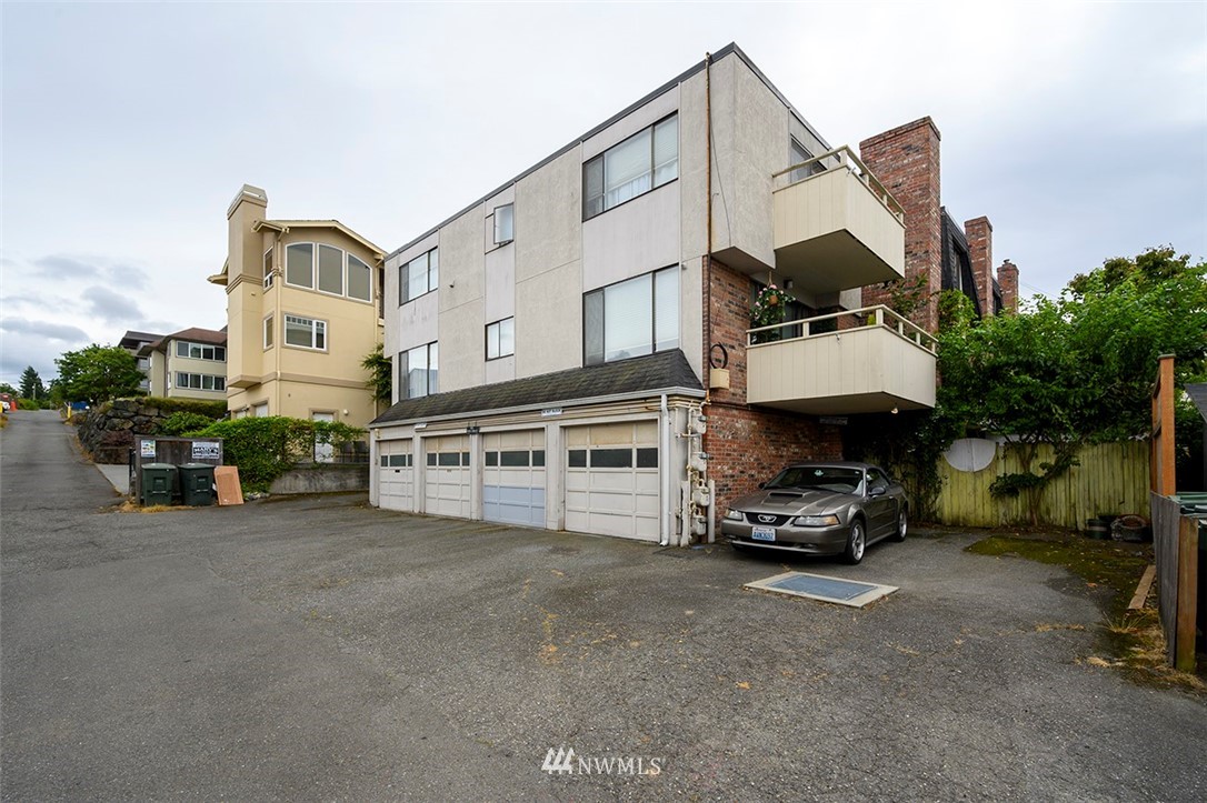 623 Main Street, Unit 2 Edmonds, WA 98020 - Photo 23 of 24