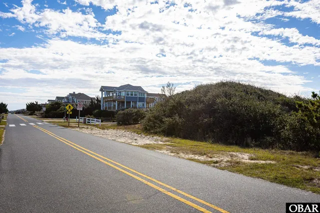 $1,150,000 | 972 Lighthouse Drive, Corolla, NC 27927