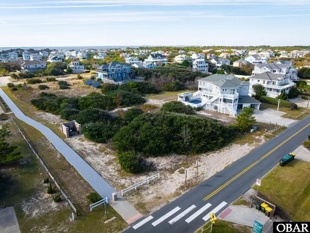 $1,150,000 | 972 Lighthouse Drive, Corolla, NC 27927