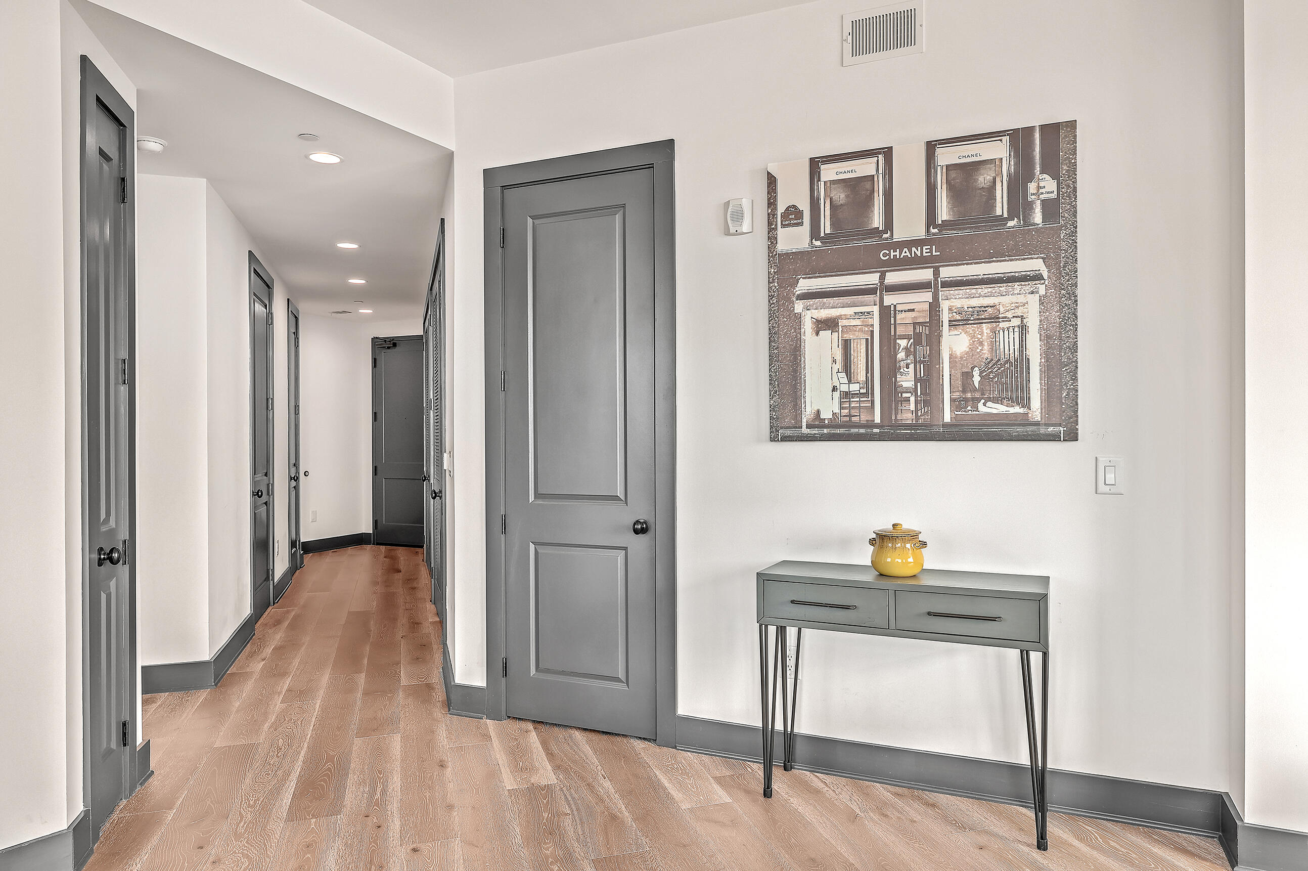 5 Gadsdenboro Street, Unit 511 Charleston, SC 29401 - Photo 11 of 41 ZYN_5213_4_5_6_7_8_9