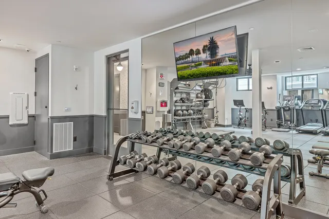 $4,990 | 5 Gadsdenboro Street, Unit 511, Charleston, SC 29401