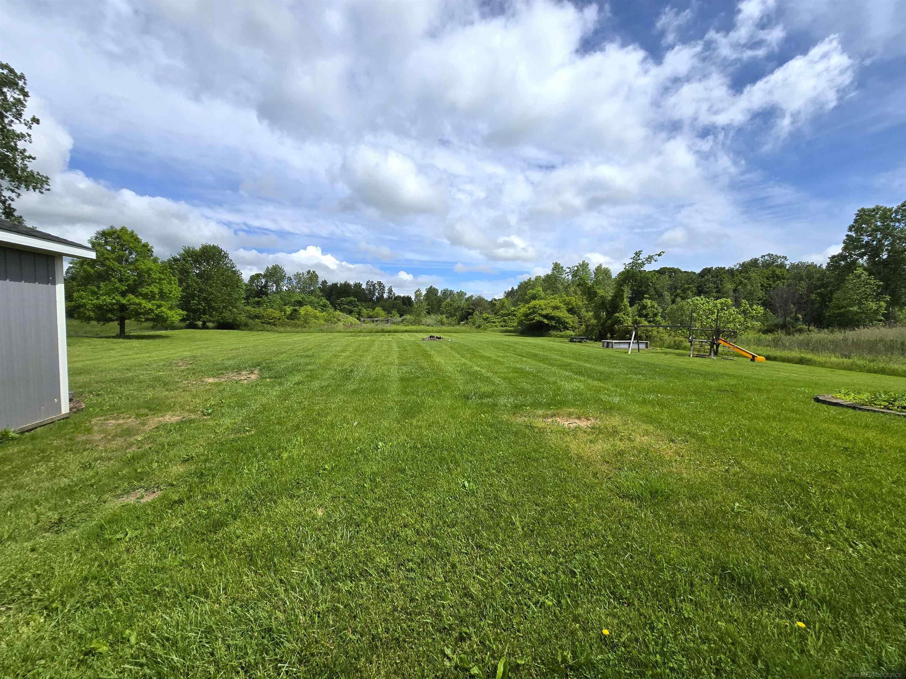 7166 Frith Road St. Clair, MI 48079 - Photo 16 of 62
