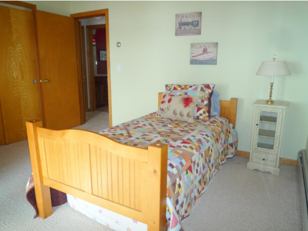118 Broadside Road Wolfeboro, NH 03894 - Photo 21 of 36 Gallery Image 21