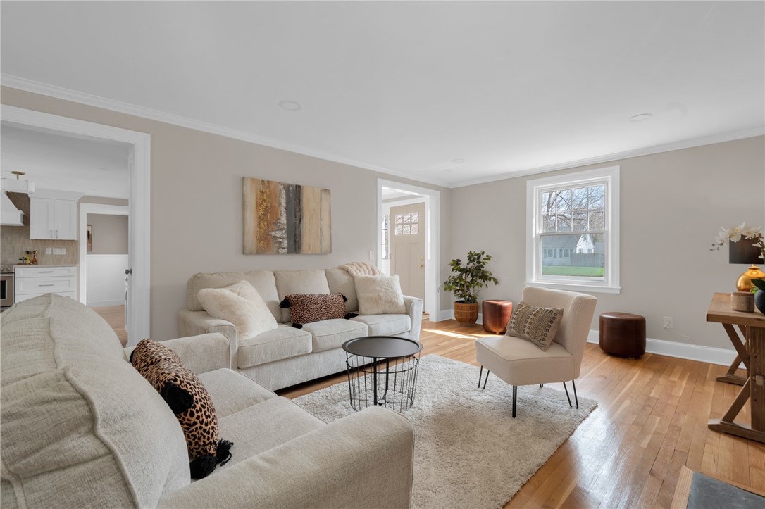 281 Spring Green Road Warwick, RI 02888 - Photo 13 of 39