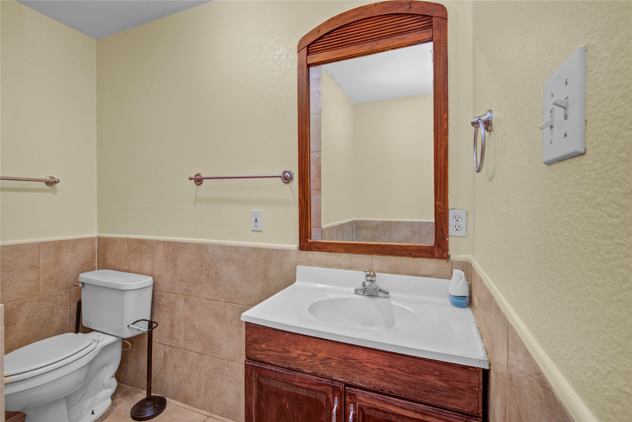 8565 Ridgepoint Drive Houston, TX 77055 - Photo 32 of 43