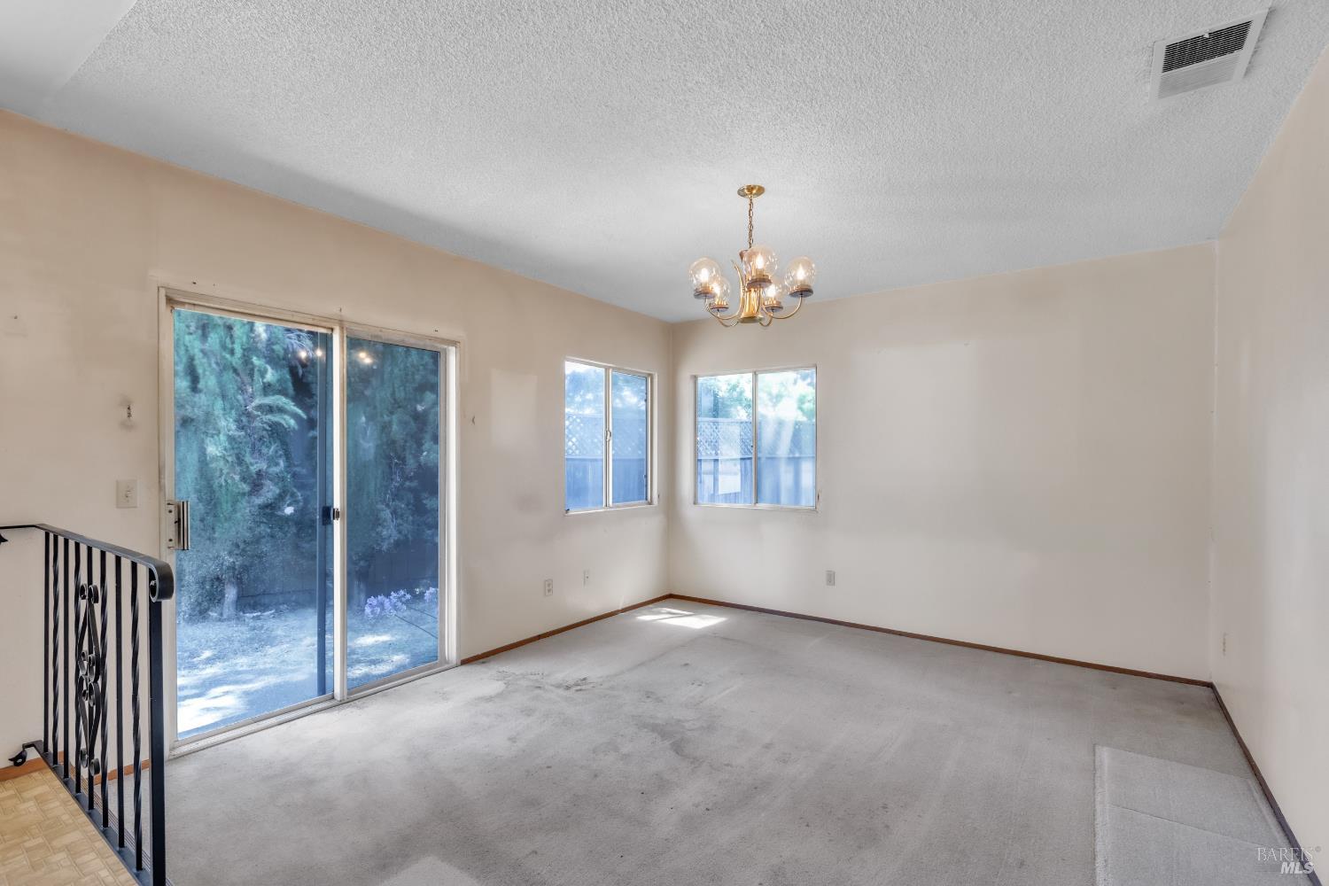 7126 Carillon Court Rohnert Park, CA 94928 - Photo 11 of 29