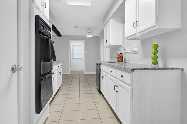 $2,400 | 11727 Scottsdale Drive, Meadows Place, TX 77477