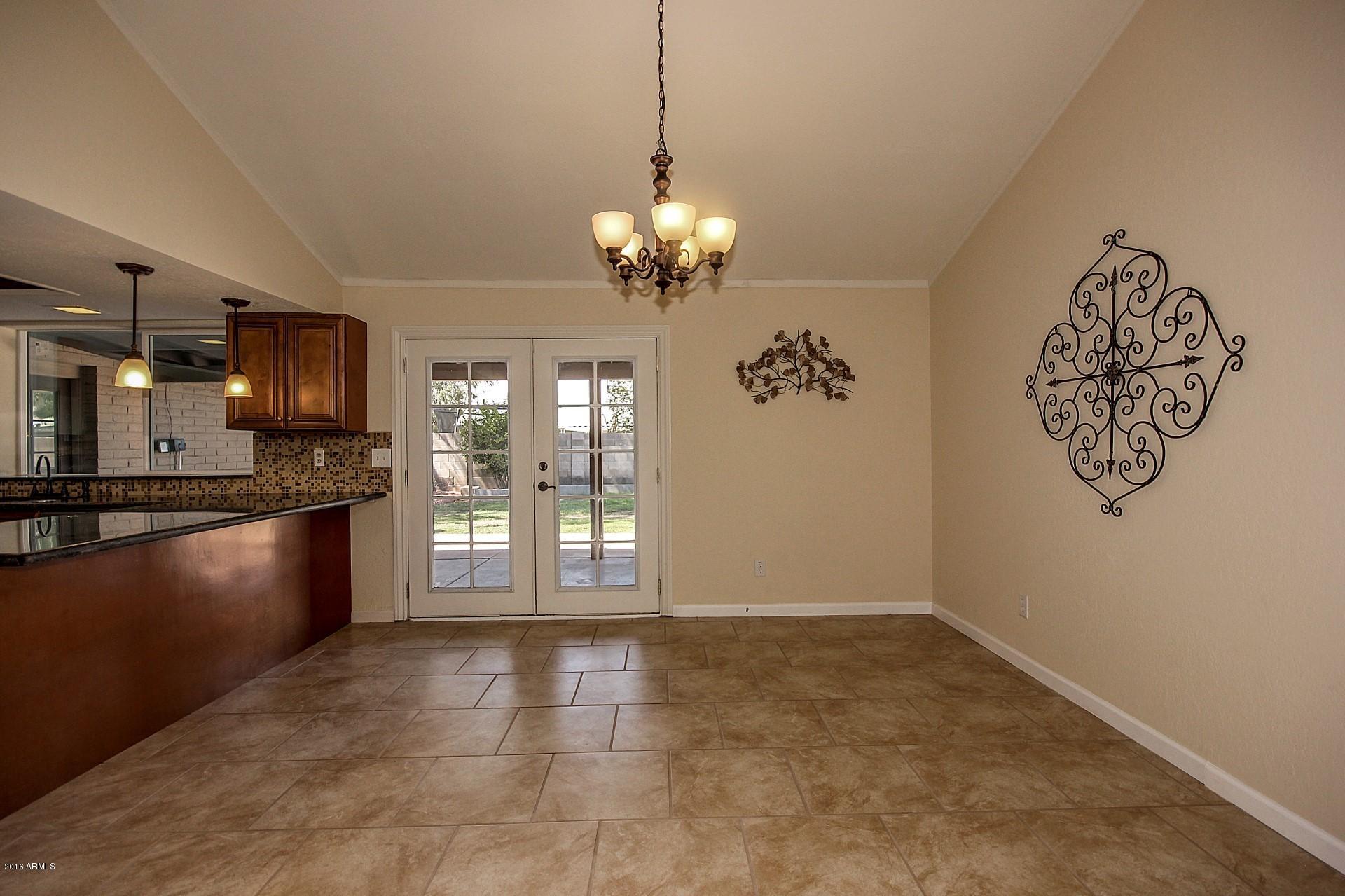 3110 West Greenway Road Phoenix, AZ 85053 - Photo 14 of 40 0014-Greenway (18)