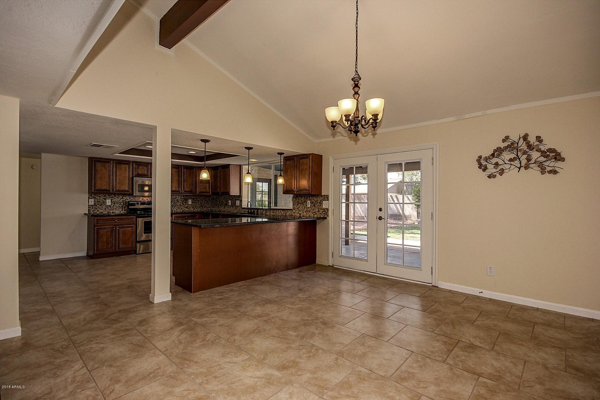 3110 West Greenway Road Phoenix, AZ 85053 - Photo 15 of 40 0015-Greenway (19)