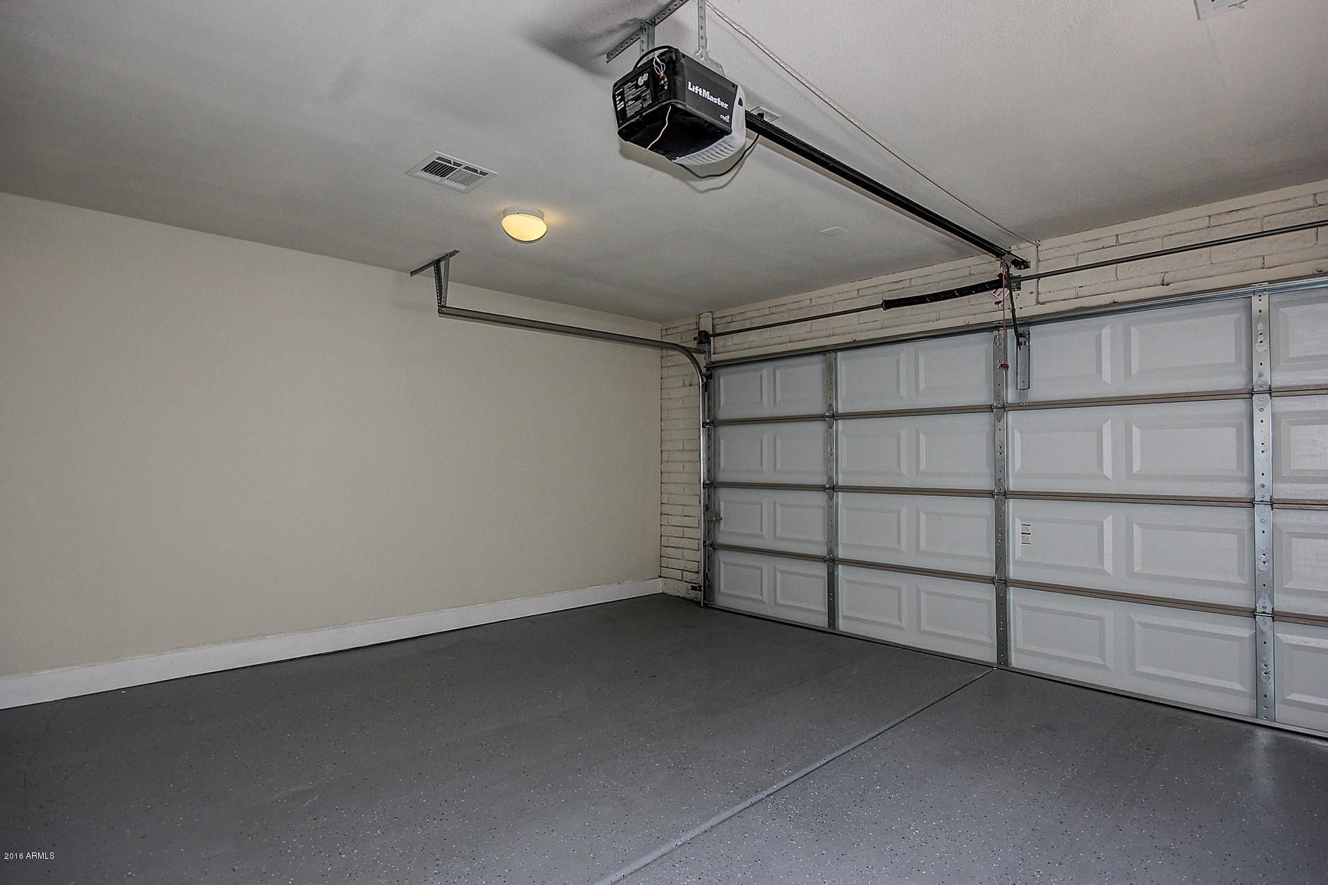 3110 West Greenway Road Phoenix, AZ 85053 - Photo 23 of 40 0023-Greenway (26)