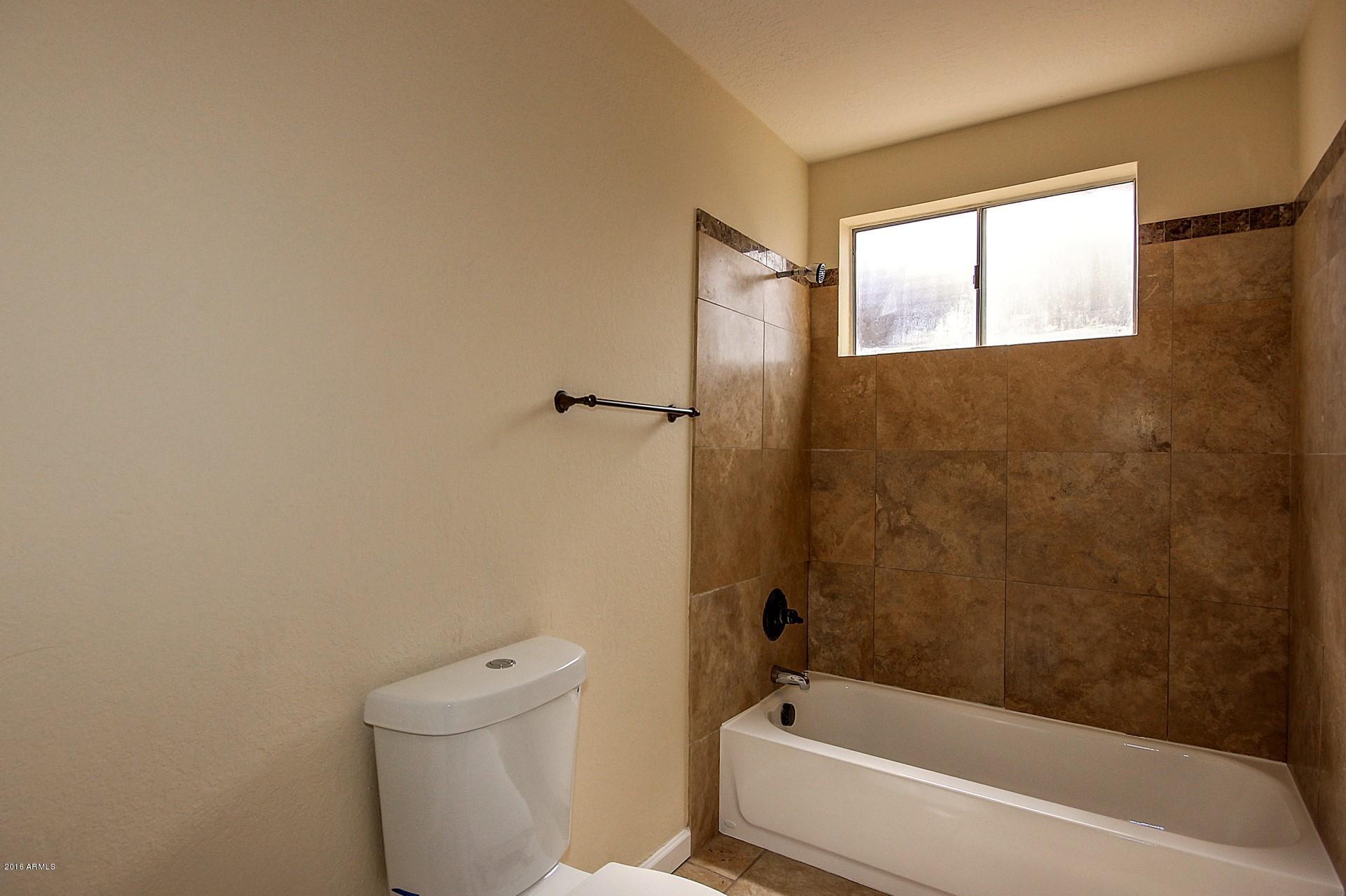 3110 West Greenway Road Phoenix, AZ 85053 - Photo 31 of 40 0031-Greenway (35)
