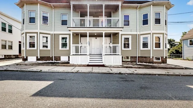 $2,800 | 5 Ropes Street, Unit 1, Salem, MA 01970