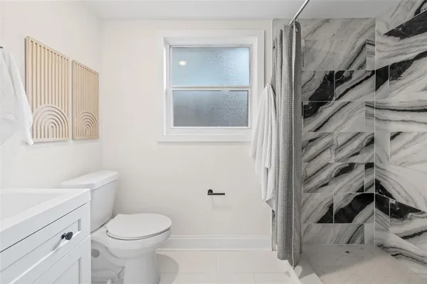 $2,650 | 5707 North 15th Street, Tampa, FL 33610