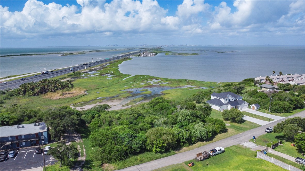 9-14 West Bayview Boulevard Portland, TX 78374 - Photo 13 of 15