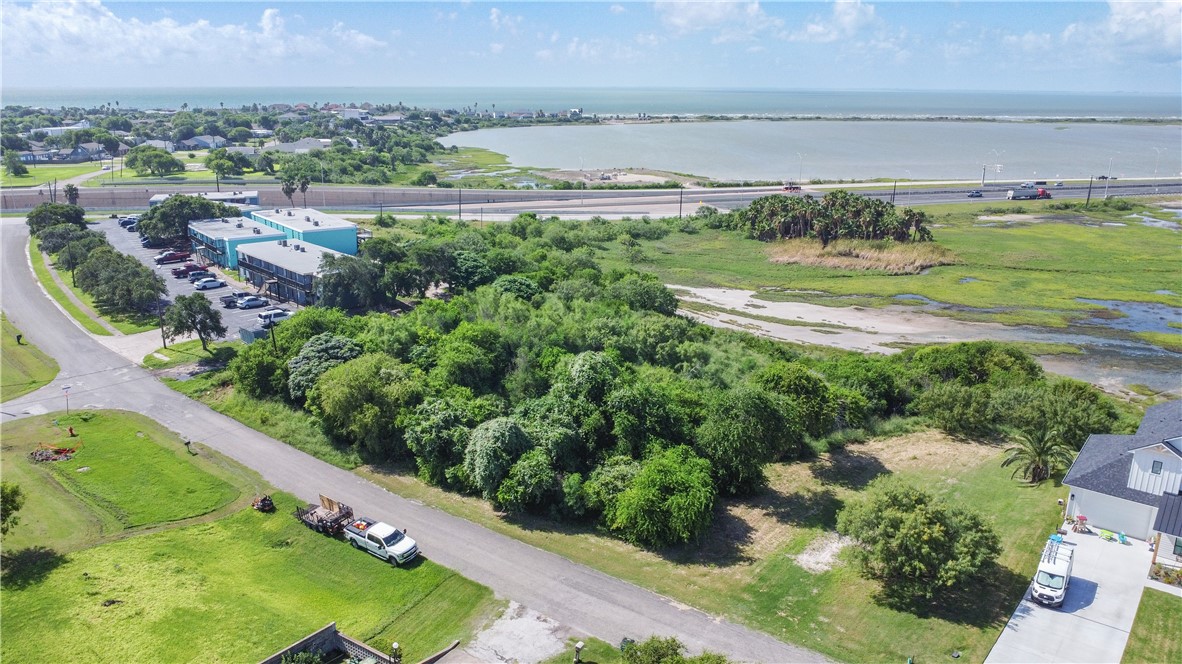 9-14 West Bayview Boulevard Portland, TX 78374 - Photo 9 of 15