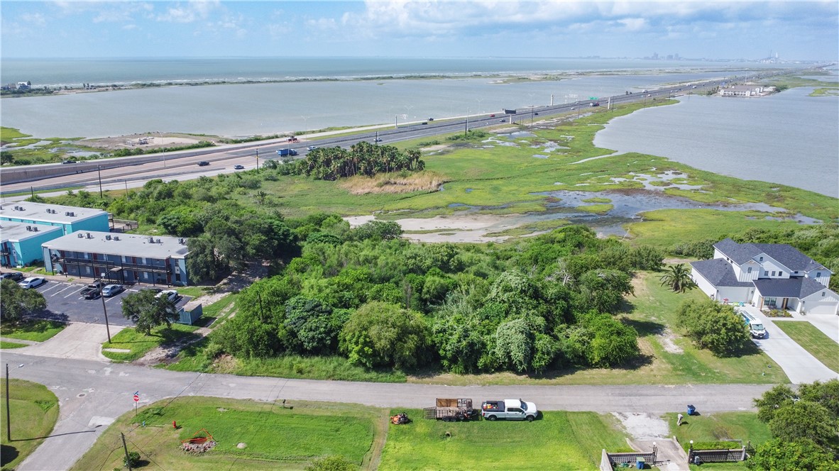 9-14 West Bayview Boulevard Portland, TX 78374 - Photo 10 of 15