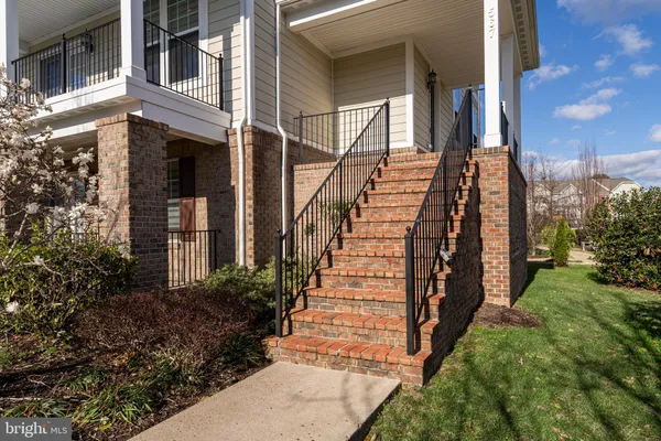 $895,000 | 567 Van Buren Street, Herndon, VA 20170