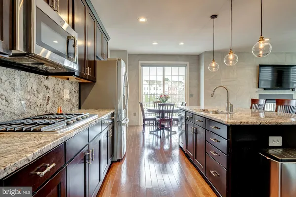 $895,000 | 567 Van Buren Street, Herndon, VA 20170