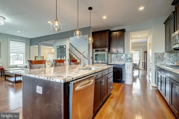 $895,000 | 567 Van Buren Street, Herndon, VA 20170