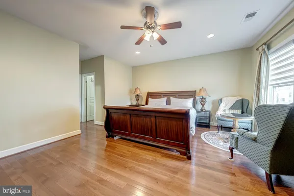 $895,000 | 567 Van Buren Street, Herndon, VA 20170