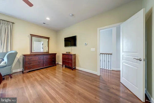$895,000 | 567 Van Buren Street, Herndon, VA 20170
