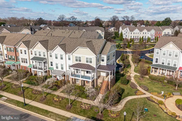$895,000 | 567 Van Buren Street, Herndon, VA 20170