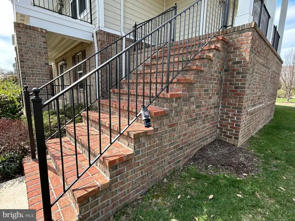 $895,000 | 567 Van Buren Street, Herndon, VA 20170