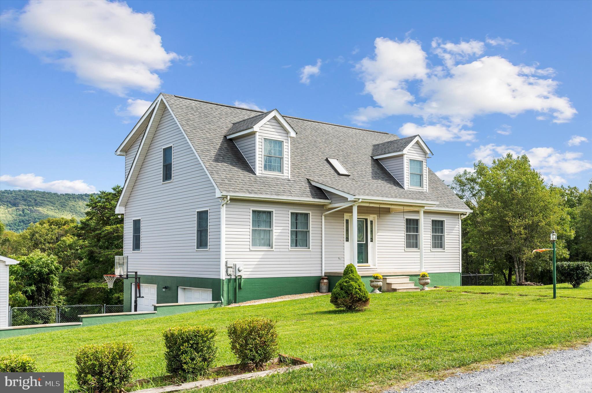 66 Rabbit Trail Berkeley Springs, WV 25411 - Photo 1 of 41 Gallery Image 1