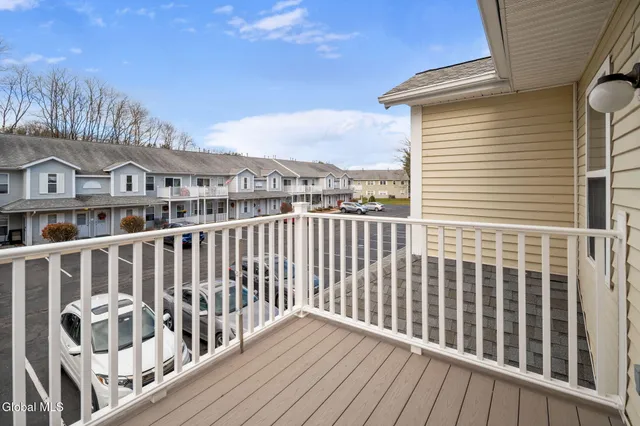 $1,900 | Undisclosed Address, Scotia, NY 12302