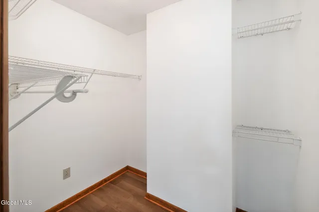 $1,900 | Undisclosed Address, Scotia, NY 12302