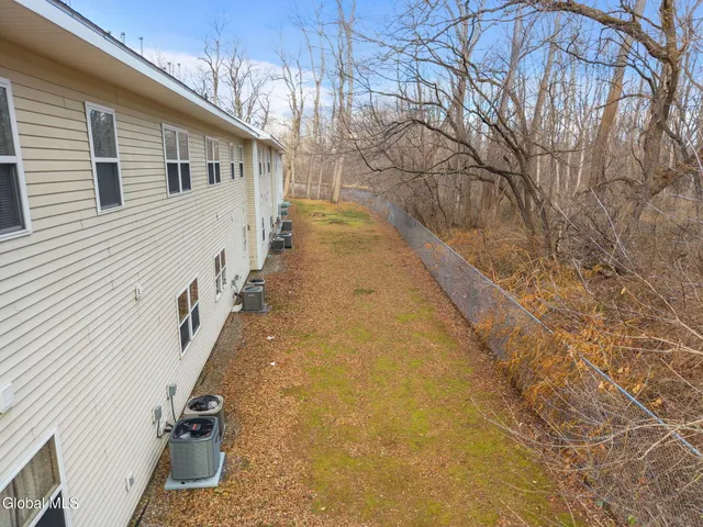 $1,900 | Undisclosed Address, Scotia, NY 12302