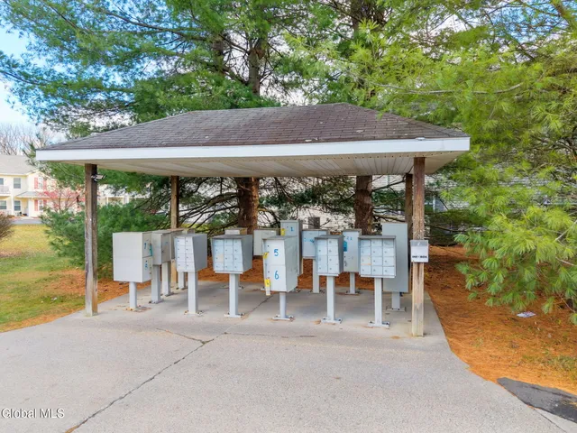 $1,900 | Undisclosed Address, Scotia, NY 12302