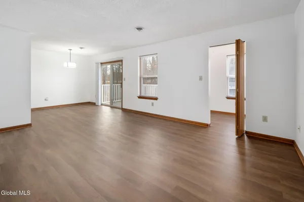 $1,850 | Undisclosed Address, Scotia, NY 12302