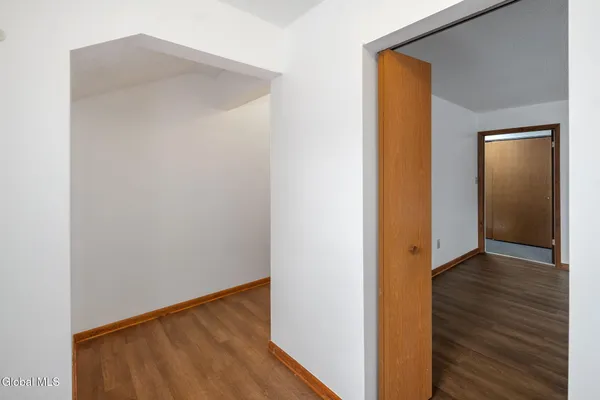 $1,850 | Undisclosed Address, Scotia, NY 12302