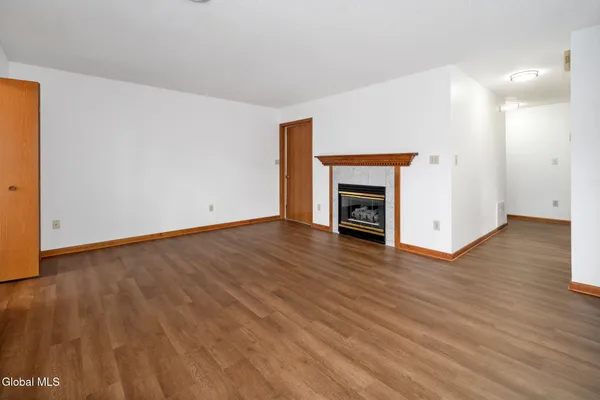 $1,850 | Undisclosed Address, Scotia, NY 12302