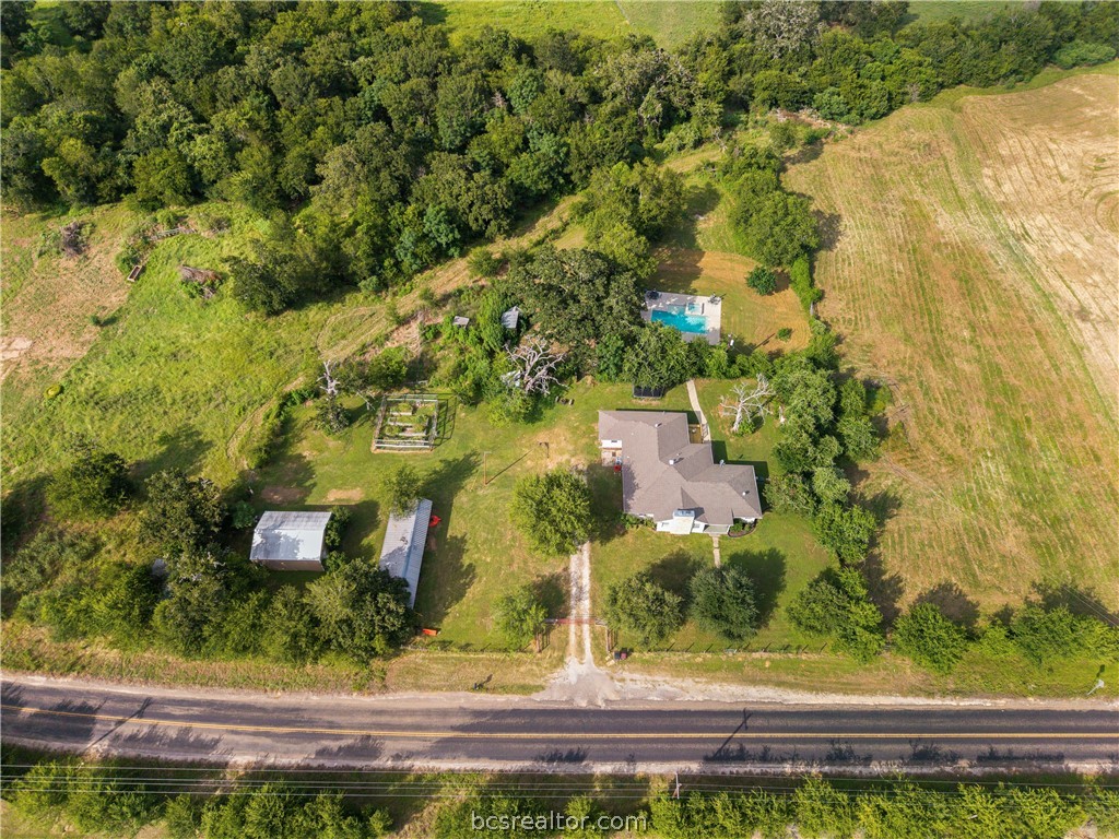 7444 Edge Cut Off Road Hearne, TX 77859 - Photo 23 of 46