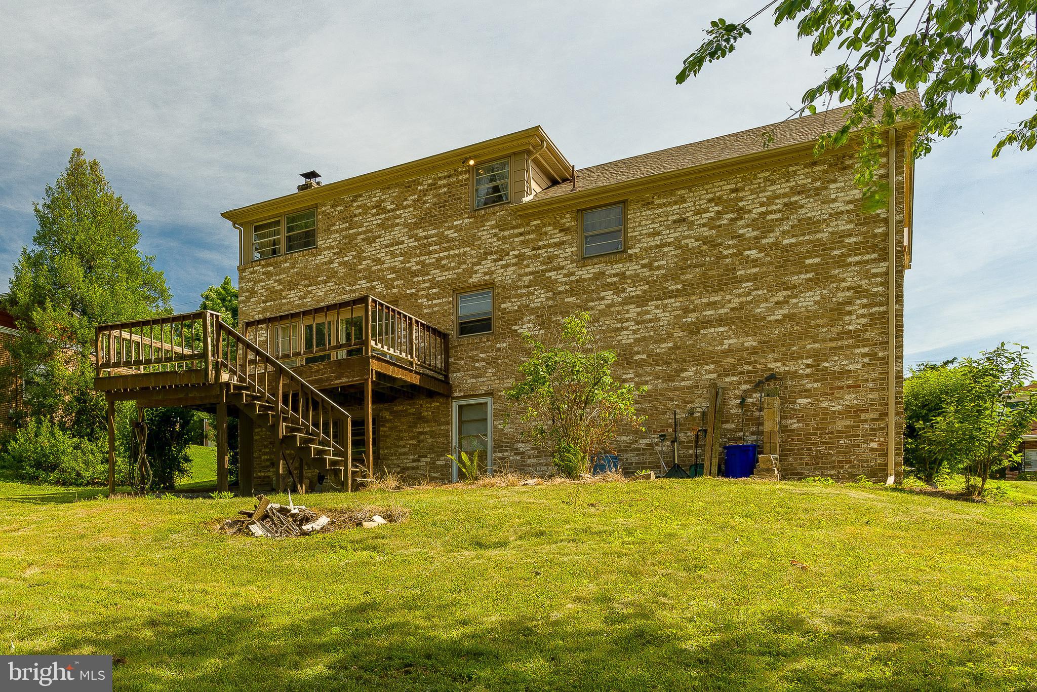 2631 Raleigh Drive York, PA 17402 - Photo 11 of 32 Gallery Image 11
