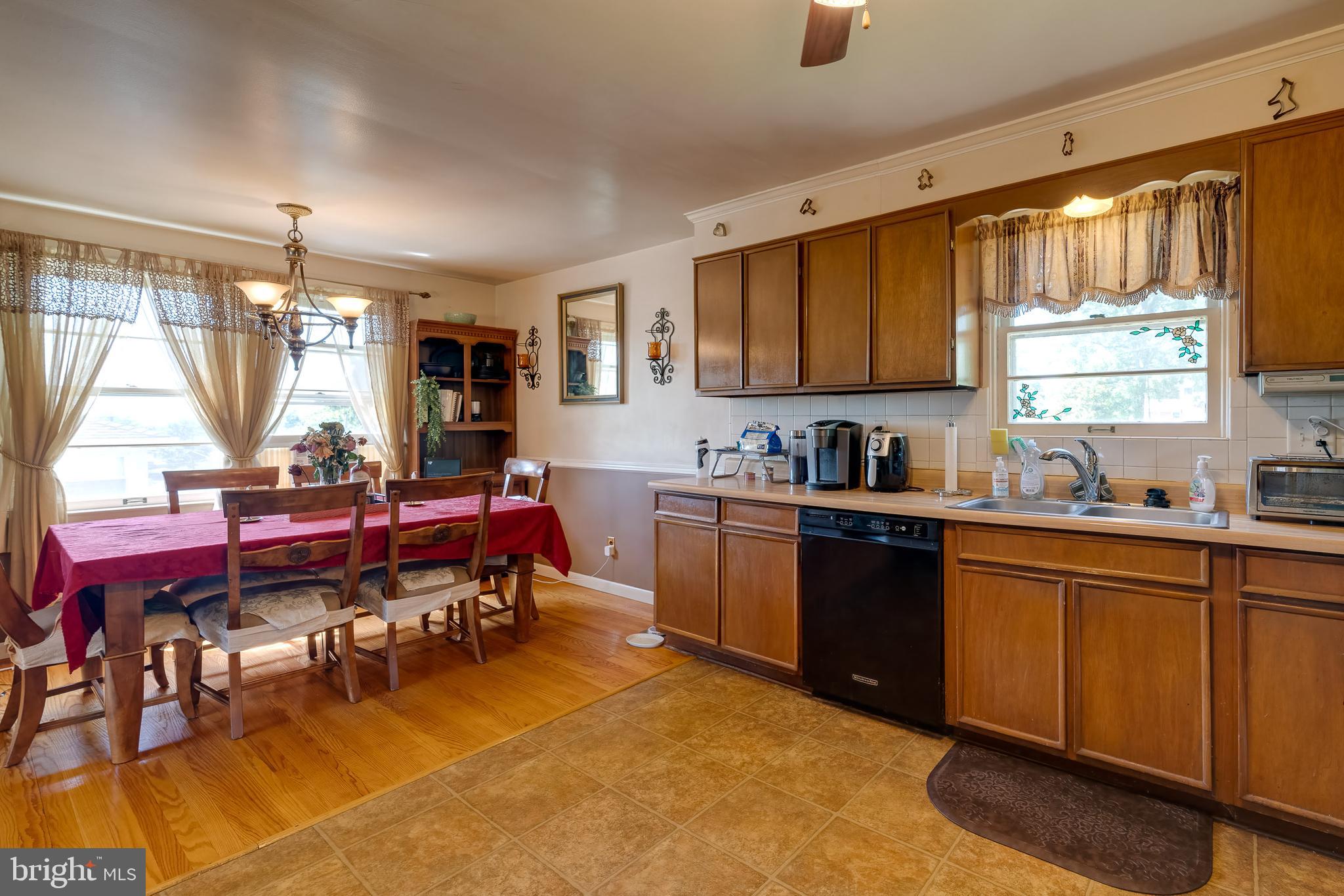 2631 Raleigh Drive York, PA 17402 - Photo 25 of 32 Gallery Image 25