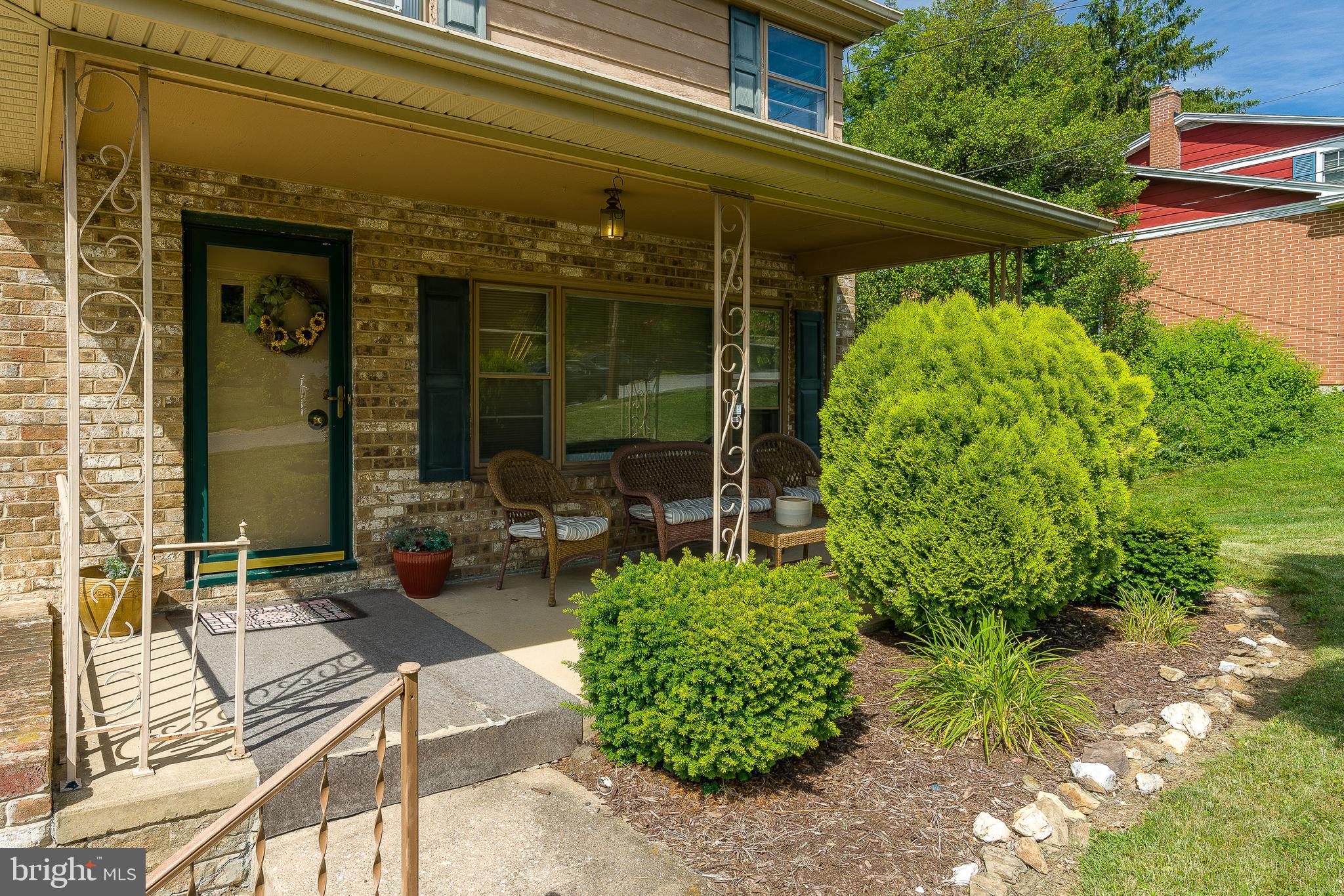 2631 Raleigh Drive York, PA 17402 - Photo 6 of 32 Gallery Image 6