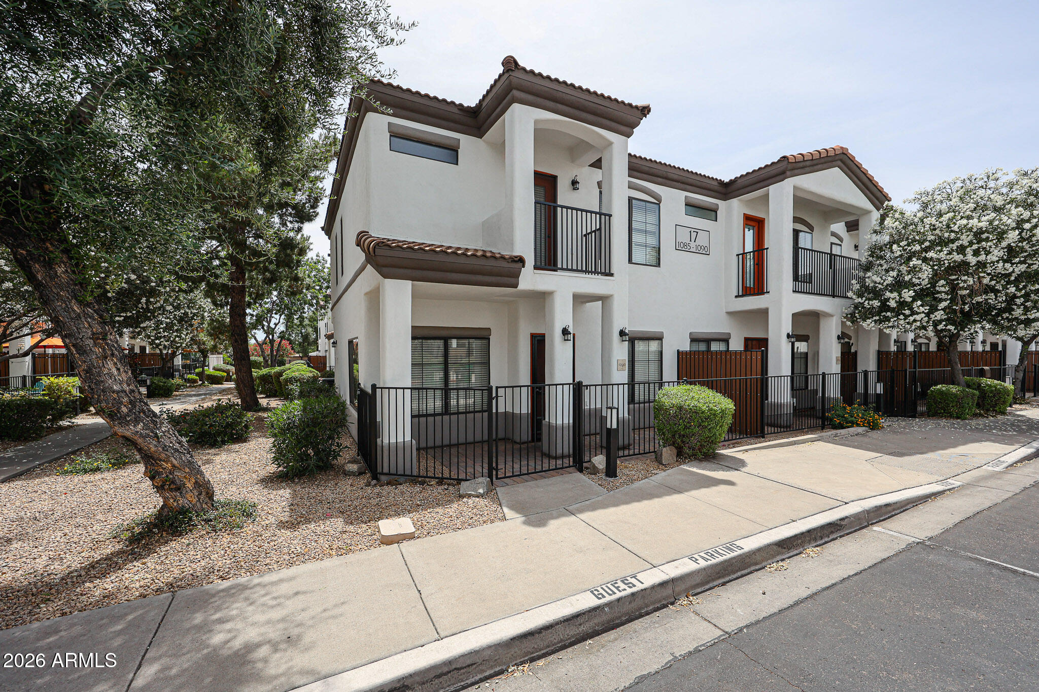 3150 East Beardsley Road, Unit 1090 Phoenix, AZ 85050 - Photo 2 of 32 A (1)