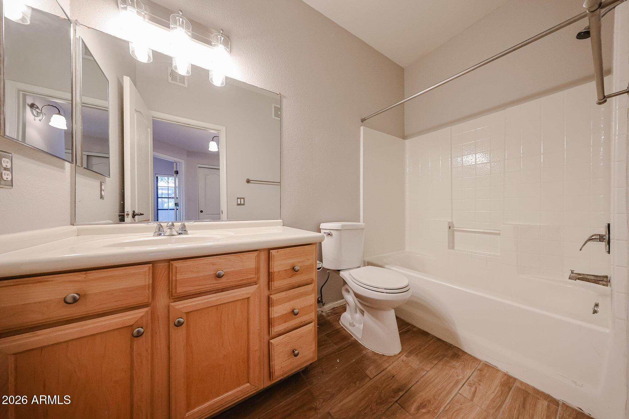 3150 East Beardsley Road, Unit 1090 Phoenix, AZ 85050 - Photo 24 of 32 B (17)