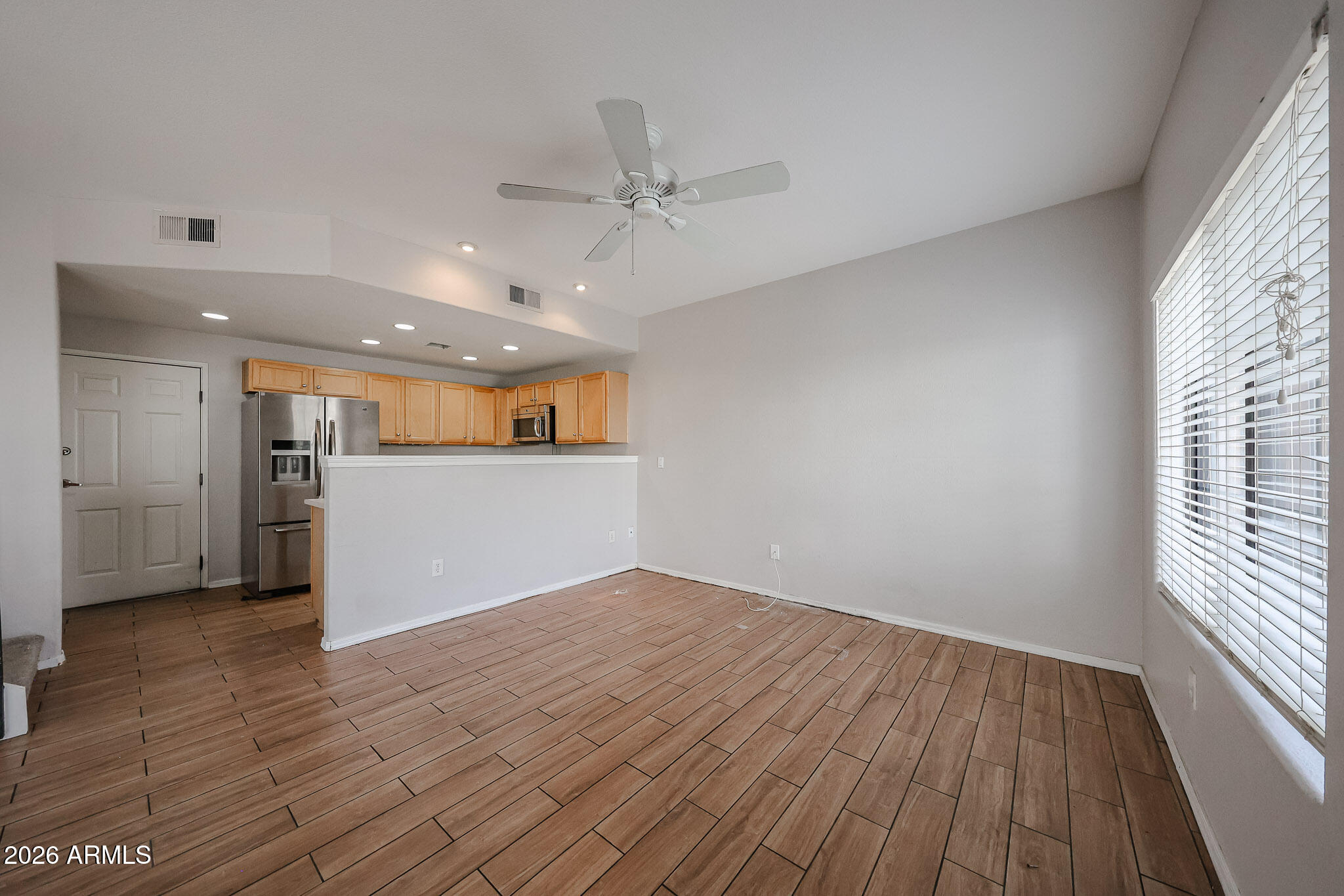 3150 East Beardsley Road, Unit 1090 Phoenix, AZ 85050 - Photo 8 of 32 B (1)