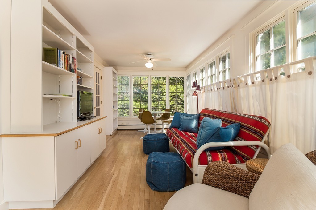 27 Bishopsgate Road Newton, MA 02459 - Photo 20 of 30 Gallery Image 20