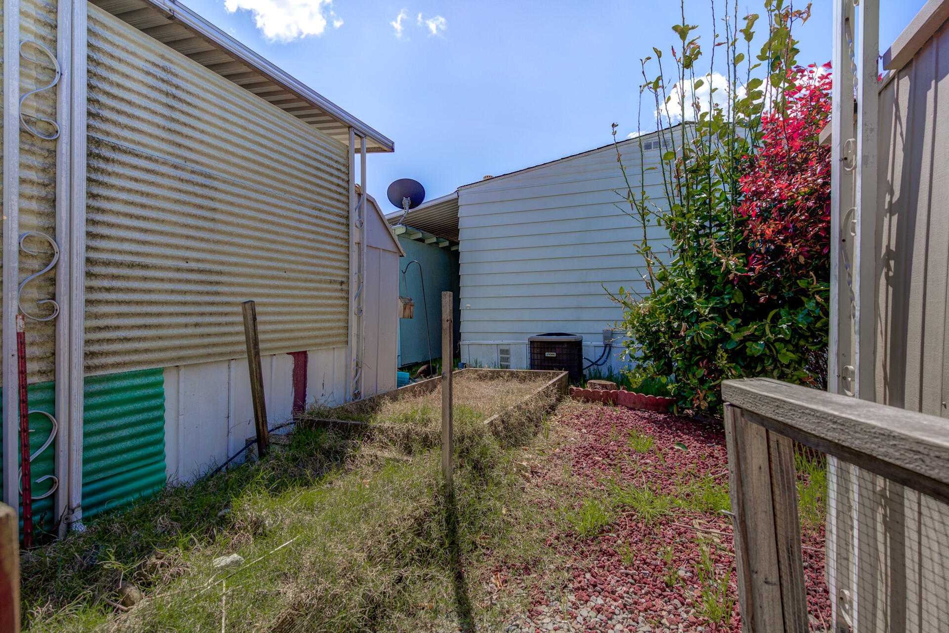 172 Casa Grande Drive Red Bluff, CA 96080 - Photo 20 of 24 a house view with a backyard space