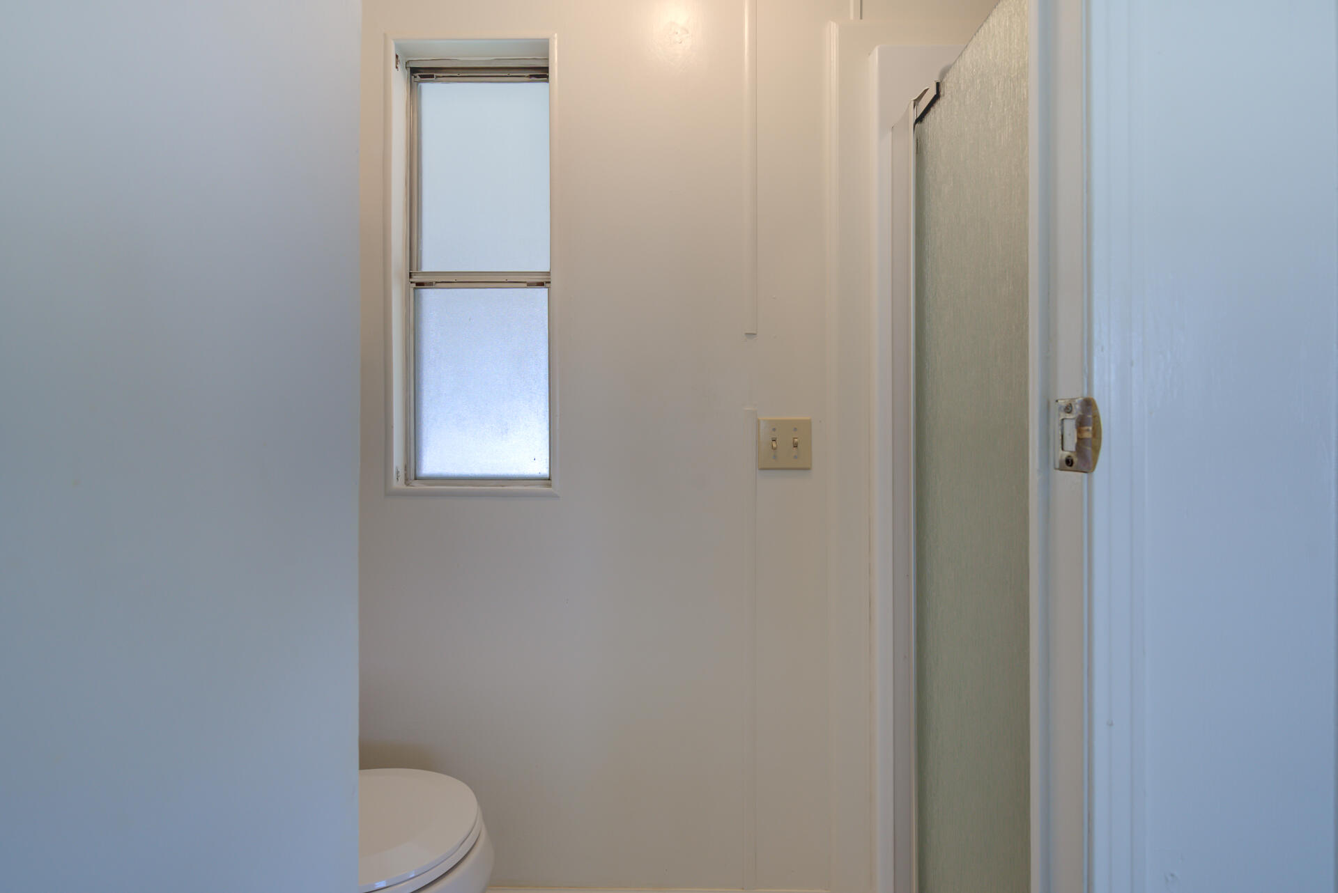 172 Casa Grande Drive Red Bluff, CA 96080 - Photo 6 of 24 a white toilet sitting next to a shower