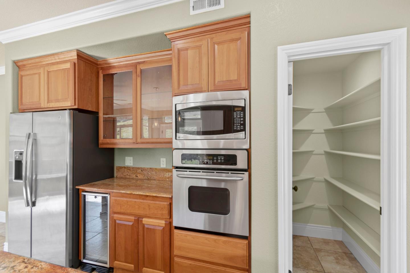 17664 River Run Road Salinas, CA 93908 - Photo 11 of 28 Gallery Image 11
