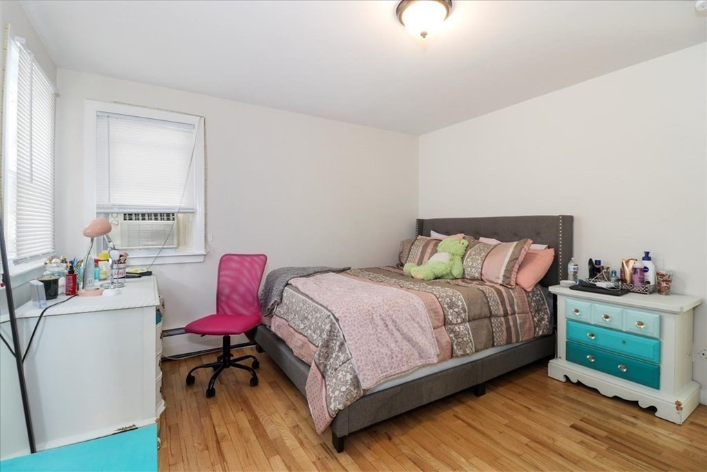 56 Seabrook Road Barnstable, MA 02601 - Photo 13 of 36