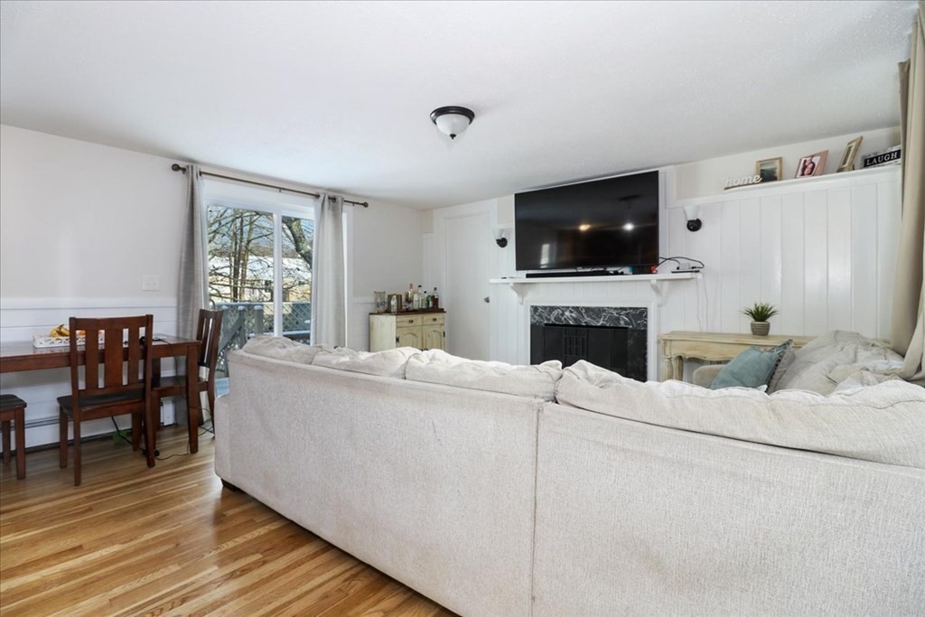 56 Seabrook Road Barnstable, MA 02601 - Photo 4 of 36