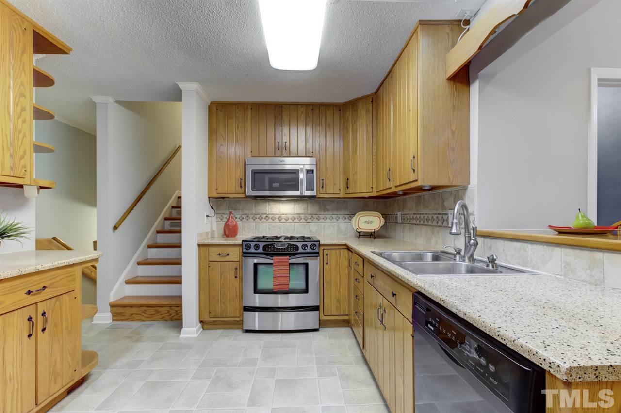 1449 Princess Anne Road Raleigh, NC 27607 - Photo 4 of 26