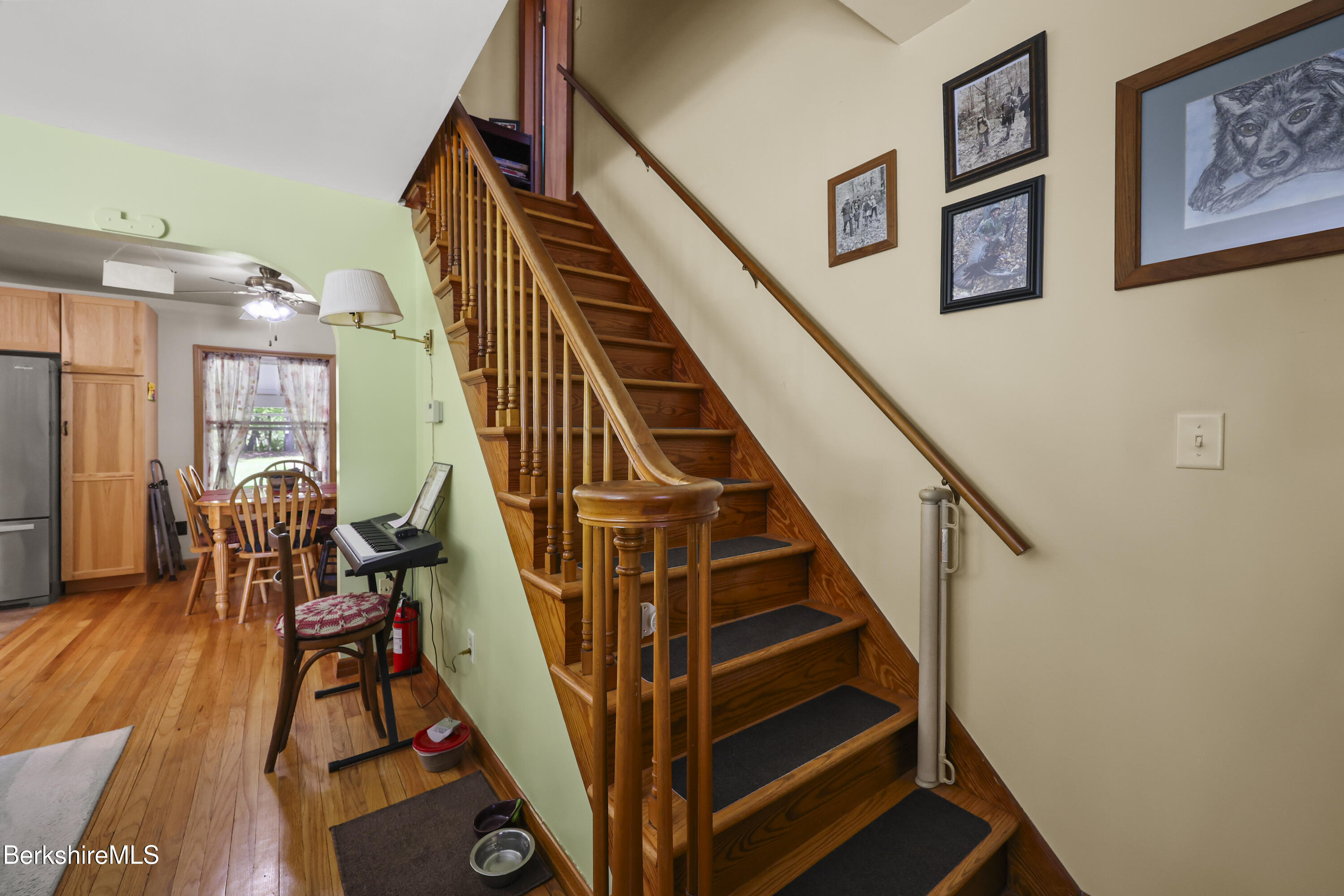13 Simon Avenue Adams, MA 01220 - Photo 6 of 30 30 Foyer